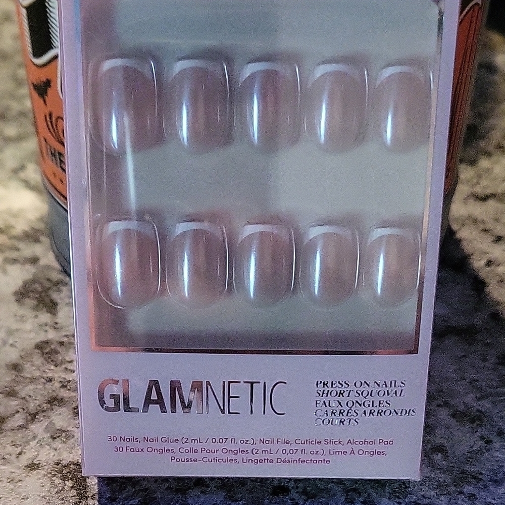 Glamnetic Press On Nails Nwt